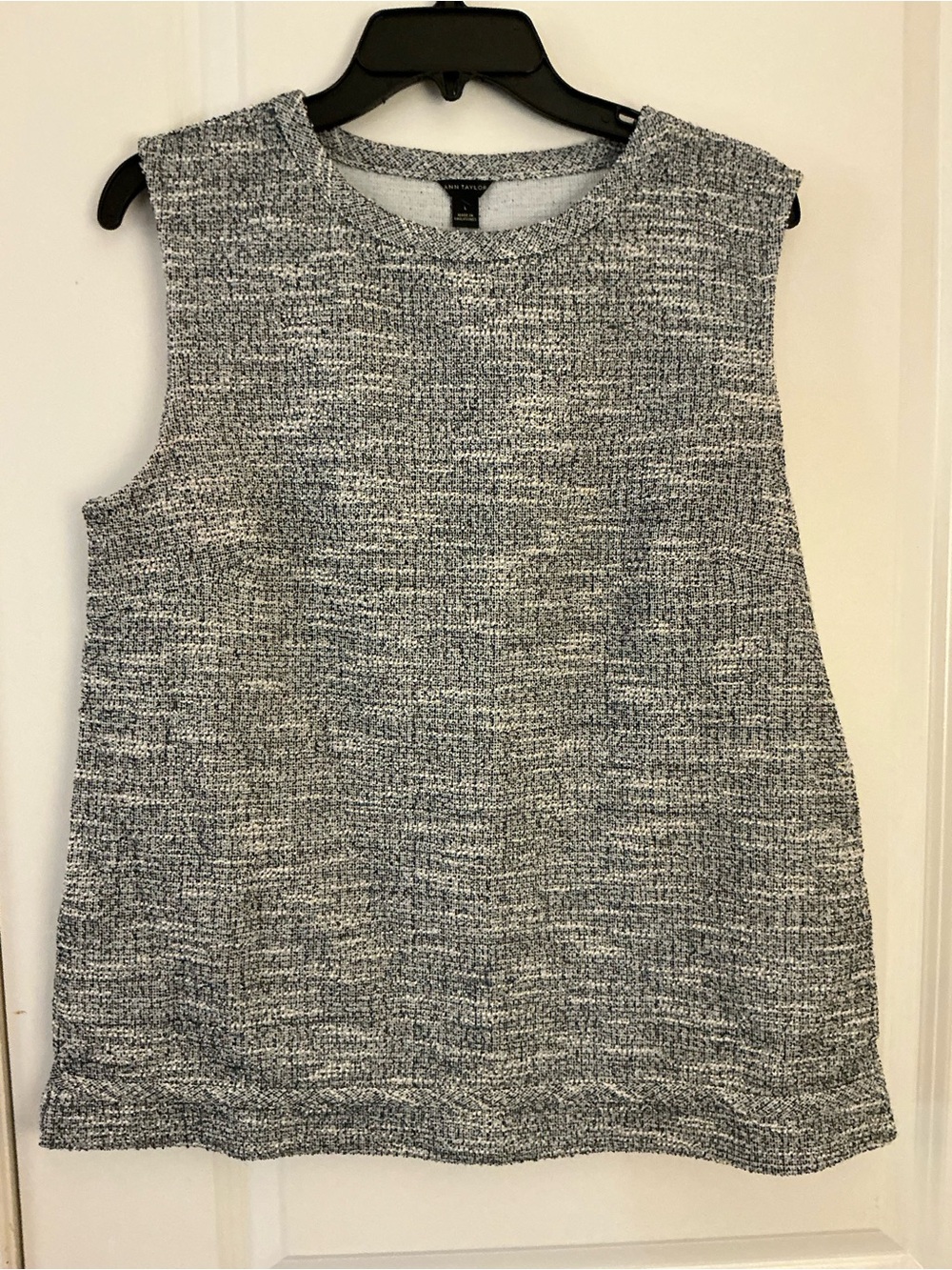 Ann Taylor Gray Tweed Sleeveless Shell Top